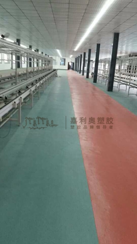 1557409407679421.jpg 車(chē)間3.jpg